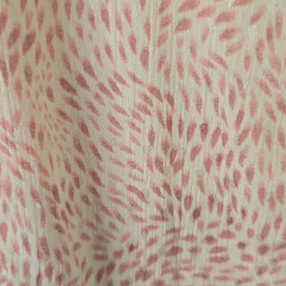 Vince Camuto Pink Long Sleeve Dress. - Picture 6 of 6